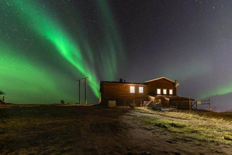 Top Spots for Northern Lights in Iceland